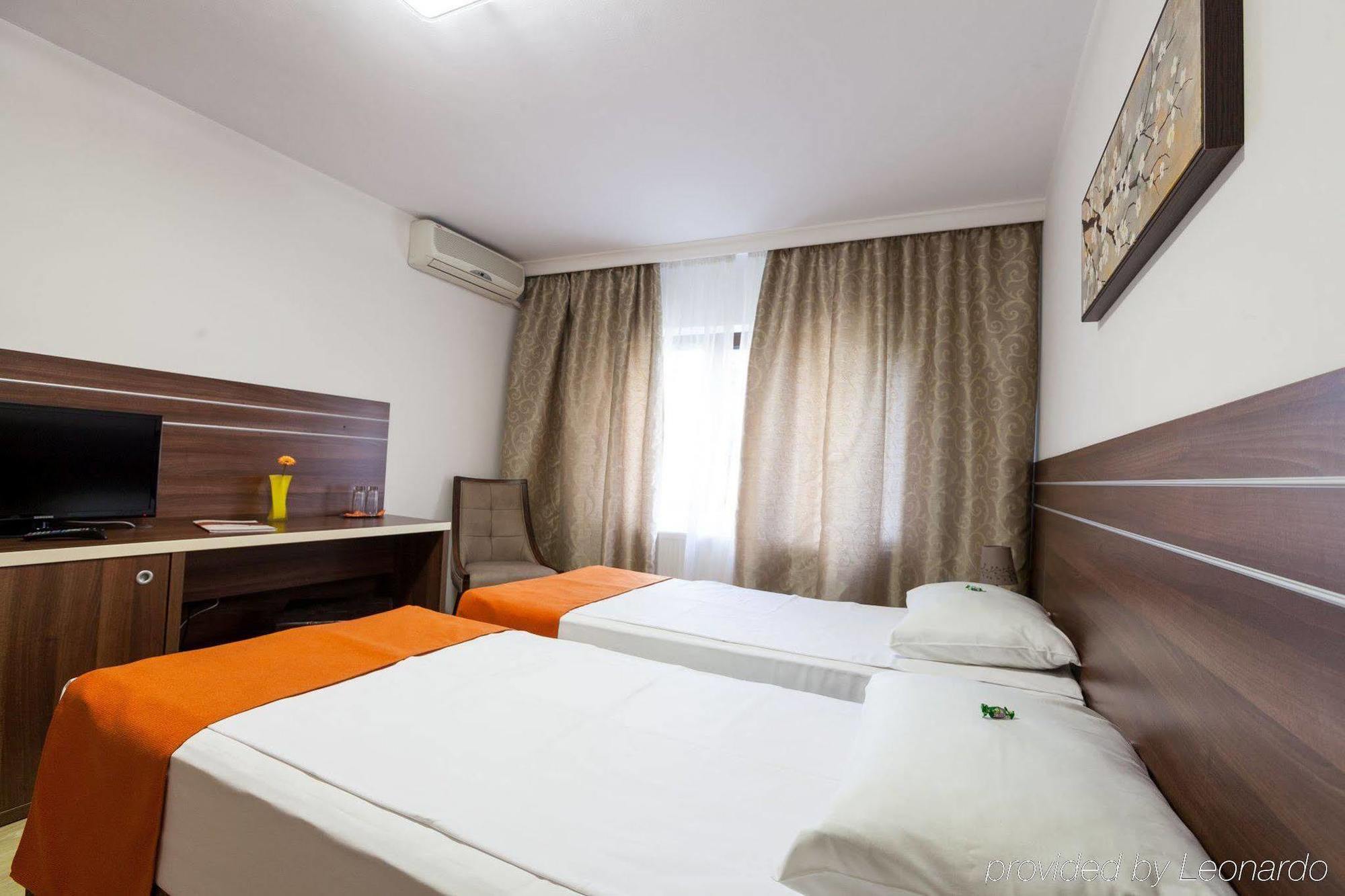 Hotel Nelisse Bucharest Exterior photo